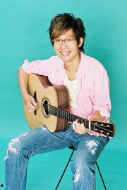 品冠照片,光影中的音乐使者